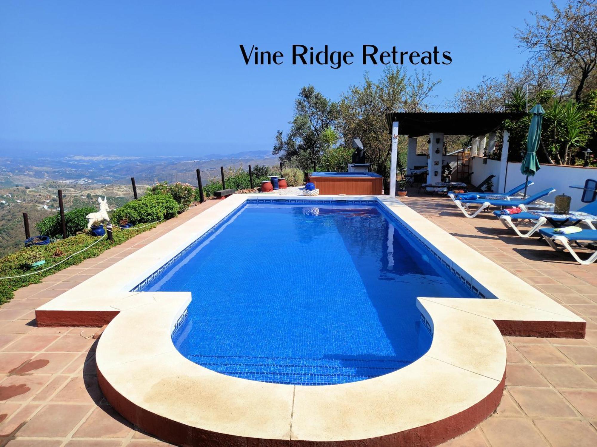 Vine Ridge Studio And Apartment Comares Exterior foto